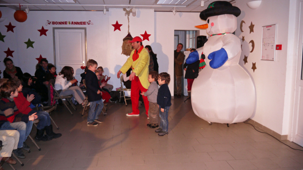 Noël de la municipalité 2011 aux enfants du village